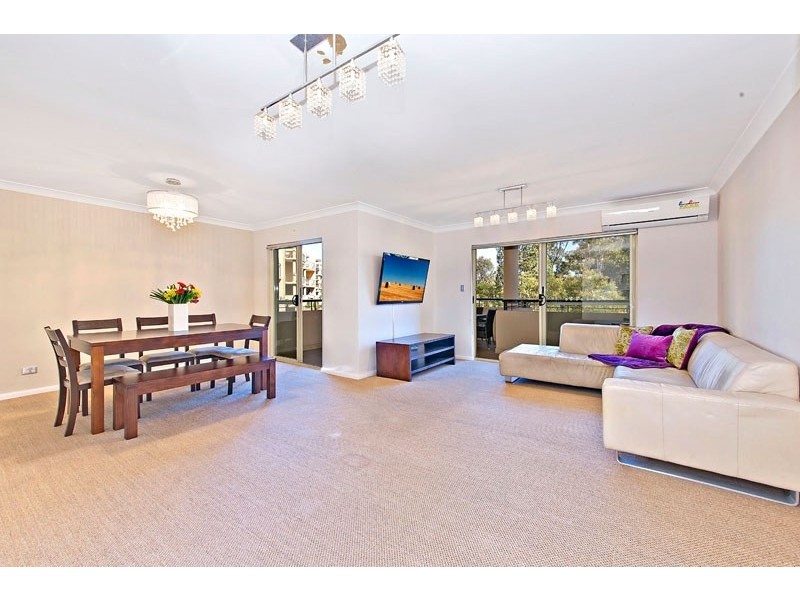 1/3 Bradley Place, Liberty Grove NSW 2138