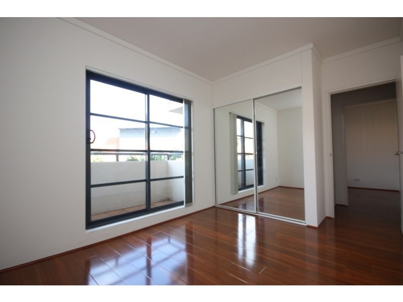 212E/138-140 Carillon Avenue, Newtown NSW 2042