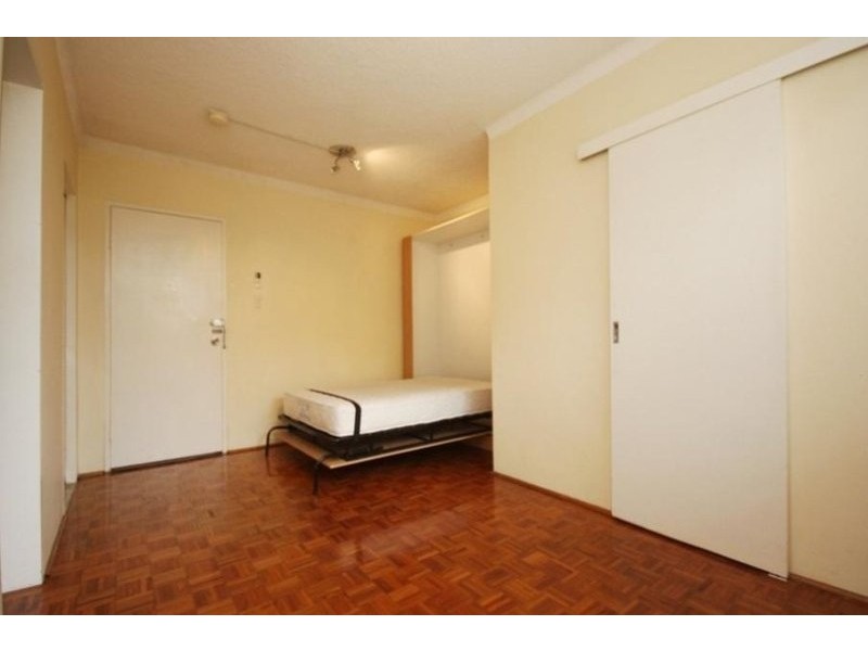 8/6A Bank Street, Meadowbank NSW 2114