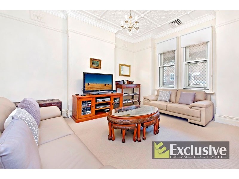 112 Newington Road, Petersham NSW 2049