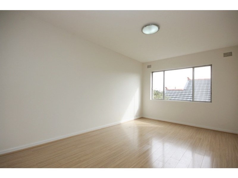 27/107 Concord Road, Concord NSW 2137