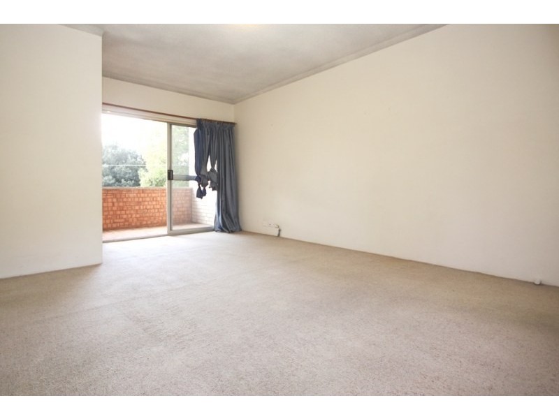 7/21-22 Bank Street, Meadowbank NSW 2114