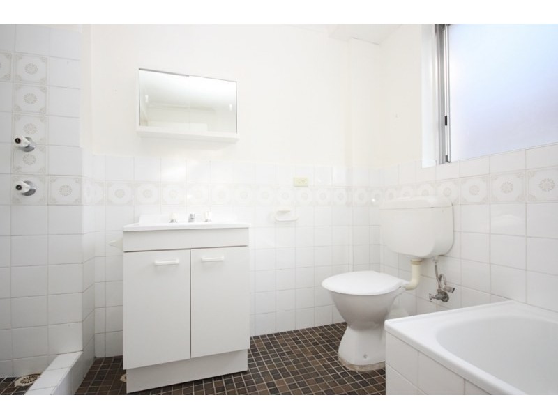 7/21-22 Bank Street, Meadowbank NSW 2114