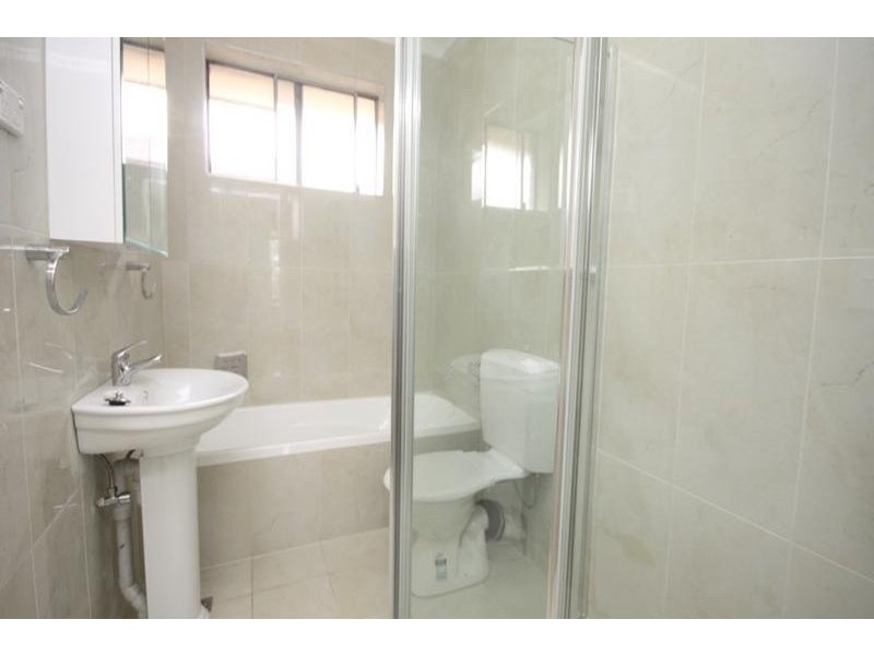 4/114 The Crescent, Homebush West NSW 2140