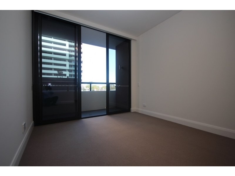 63 Shoreline Drive, Rhodes NSW 2138