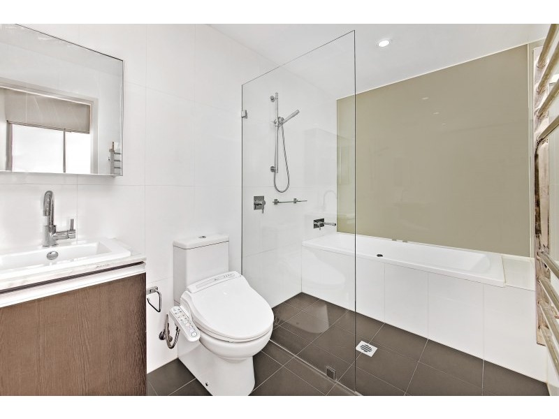 40 Shoreline Drive, Rhodes NSW 2138