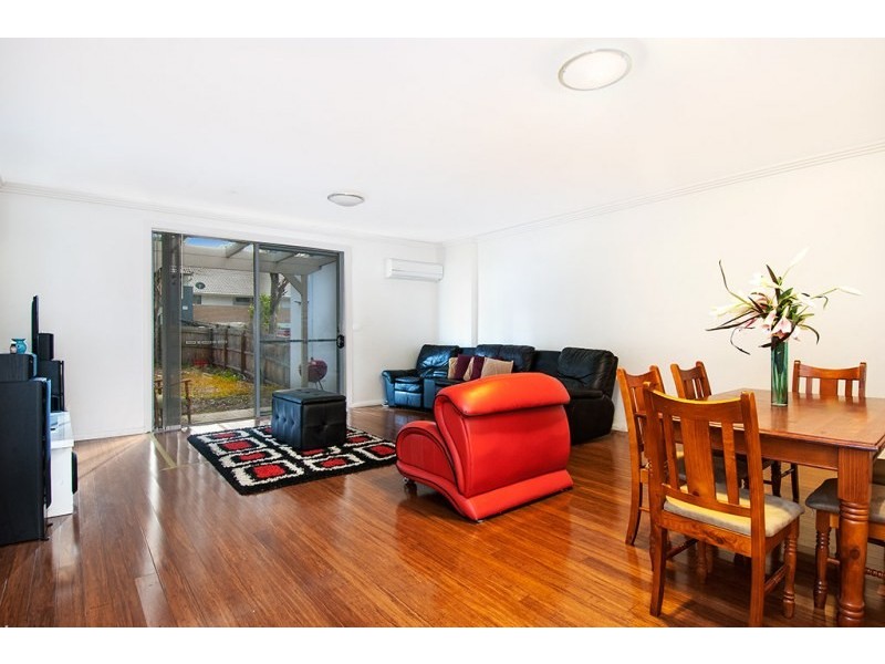 25/100 Kenyons Road, Merrylands NSW 2160