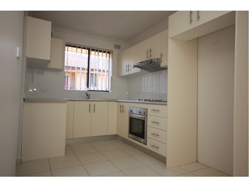 12/75 Harris Street, Fairfield NSW 2165