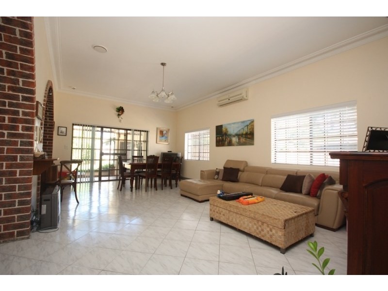 18 Great North Road, Five Dock NSW 2046