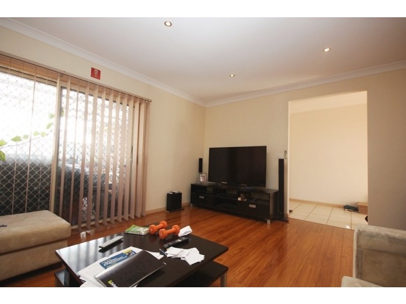 1Aa Hewitt Street, Greenacre NSW 2190