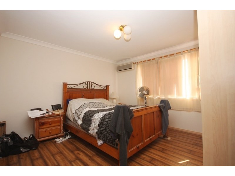 1Aa Hewitt Street, Greenacre NSW 2190