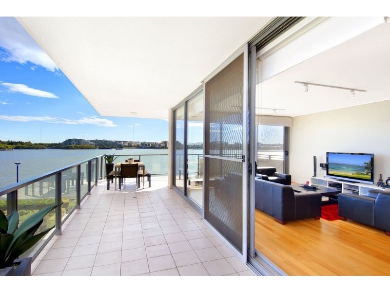 17 Jean Wailes Avenue, Rhodes NSW 2138