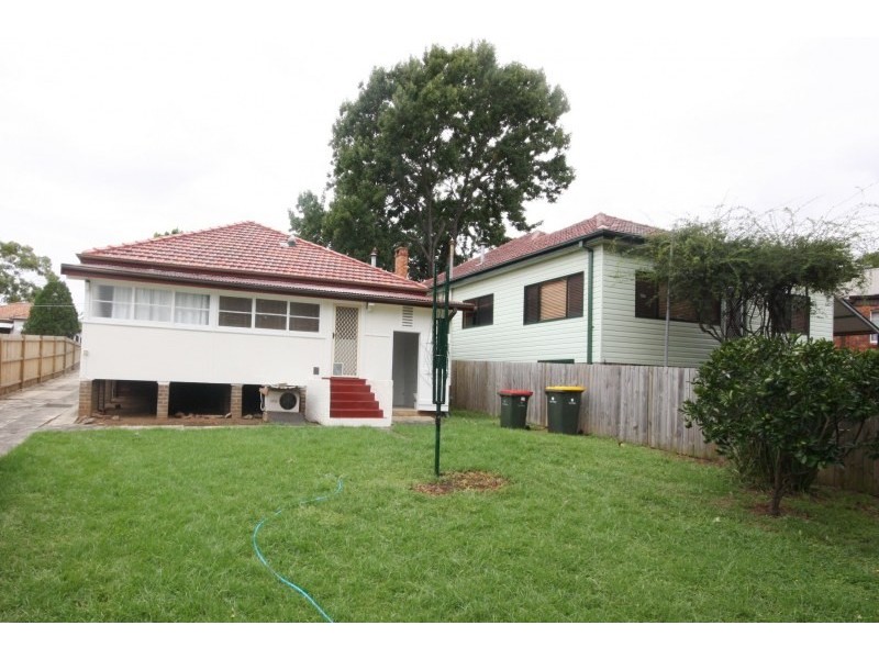 6 Irvine Crescent, Ryde NSW 2112