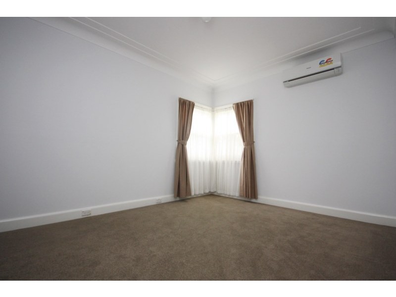 6 Irvine Crescent, Ryde NSW 2112