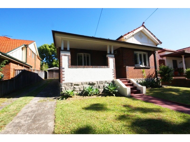 11 Albion Street, Concord NSW 2137