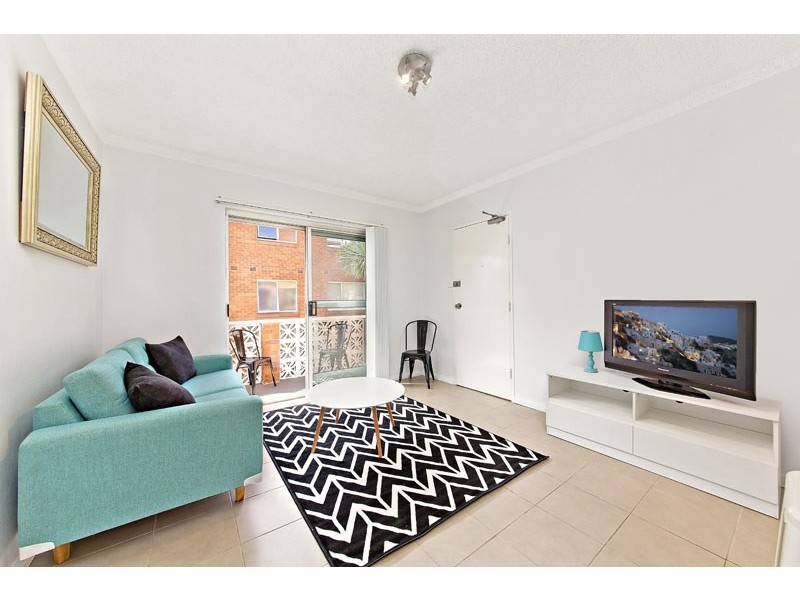 4/18-19 Bank Street, Meadowbank NSW 2114