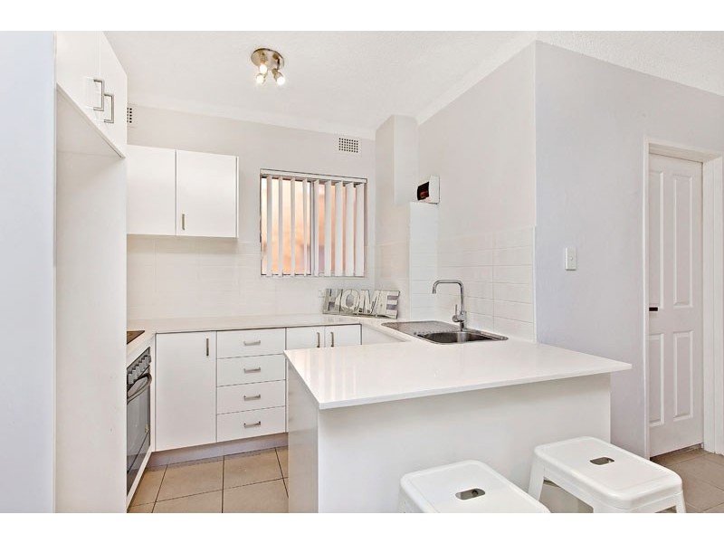 4/18-19 Bank Street, Meadowbank NSW 2114