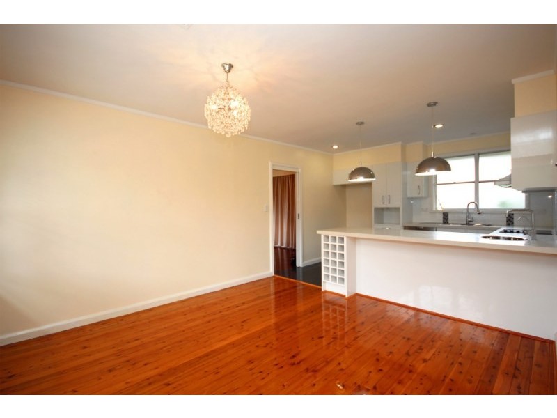 11 Tallgums Avenue, West Pennant Hills NSW 2125
