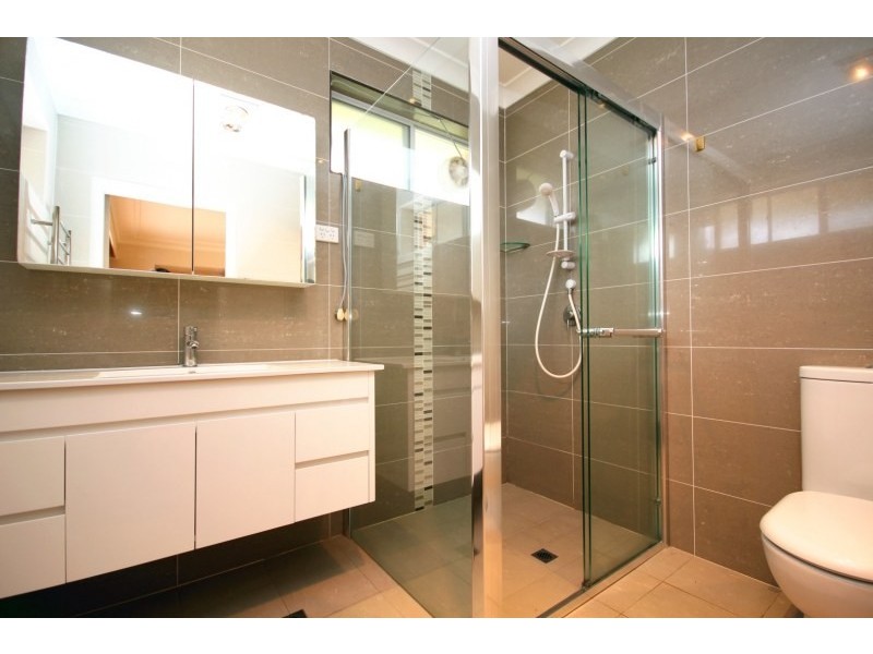 11 Tallgums Avenue, West Pennant Hills NSW 2125