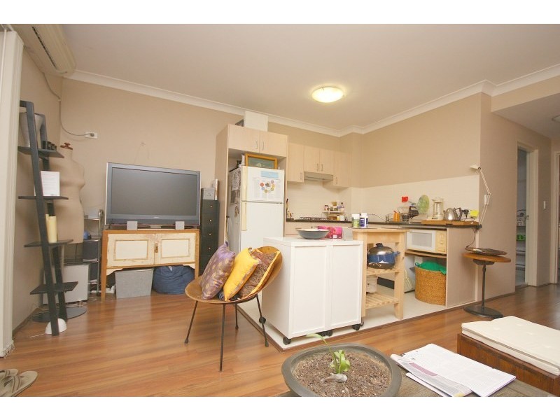 4/19-27 Eastbourne Road, Homebush West NSW 2140
