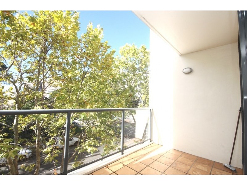 138 Carillon Avenue, Newtown NSW 2042