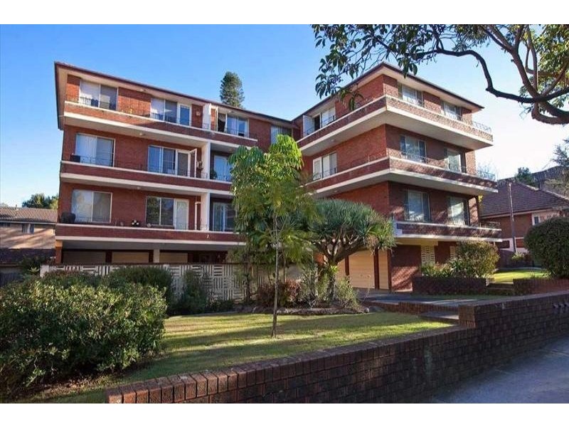 2/2 Exeter Road, Homebush West NSW 2140