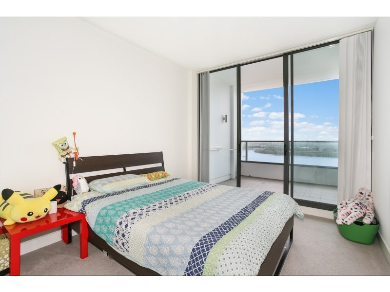 7 Rider Boulevard, Rhodes NSW 2138