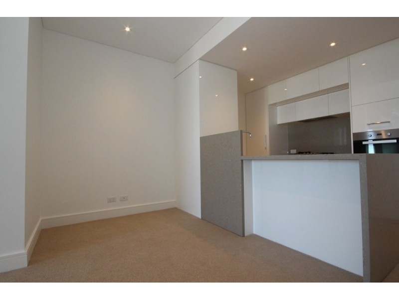 805/18 Woodlands Avenue, Breakfast Point NSW 2137