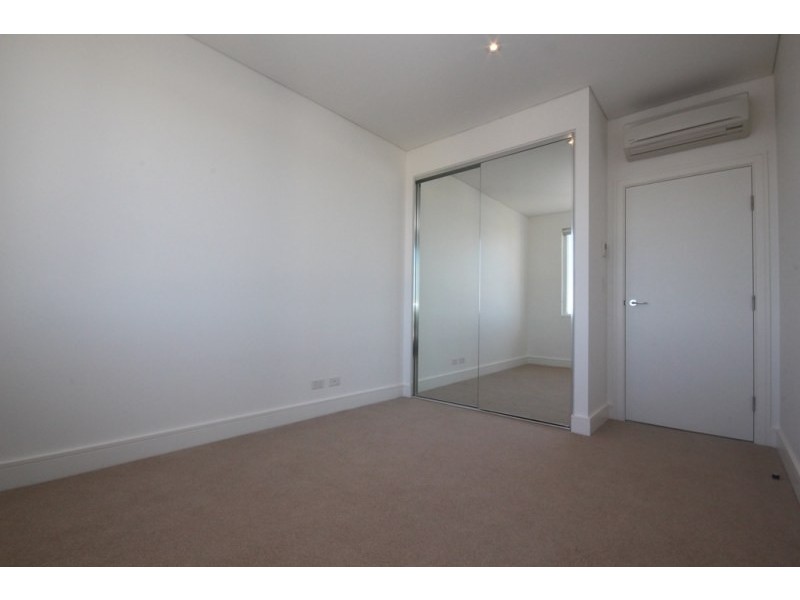 805/18 Woodlands Avenue, Breakfast Point NSW 2137