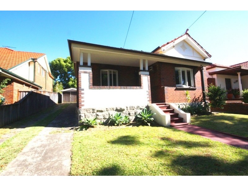 11 Albion Street, Concord NSW 2137