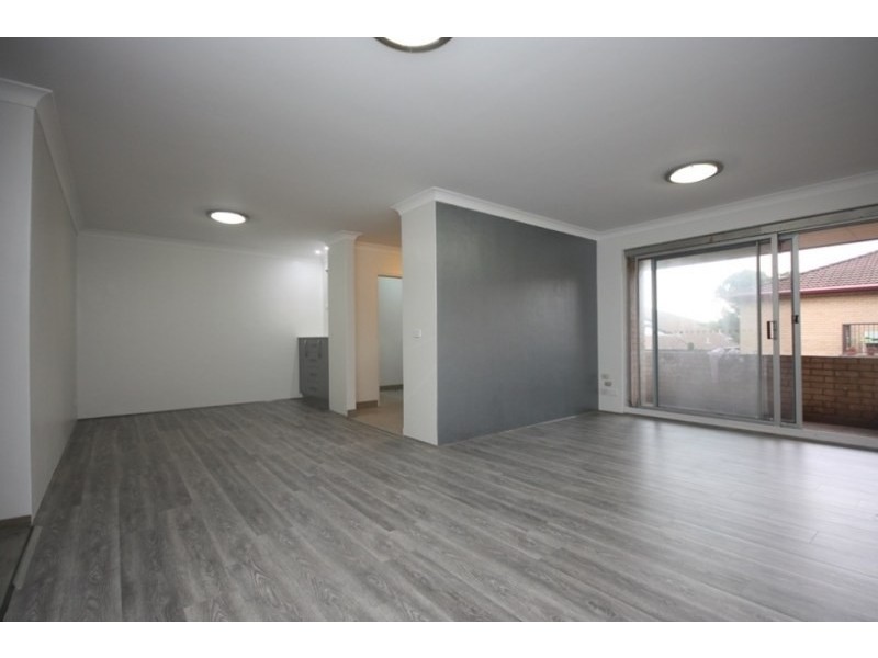 4/32 Allen Street, Harris Park NSW 2150