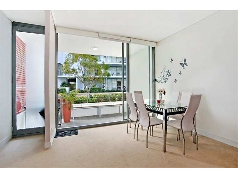 9 Jean Wailes Avenue, Rhodes NSW 2138