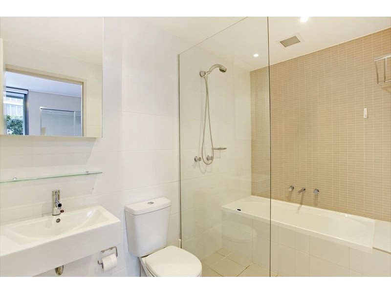 9 Jean Wailes Avenue, Rhodes NSW 2138