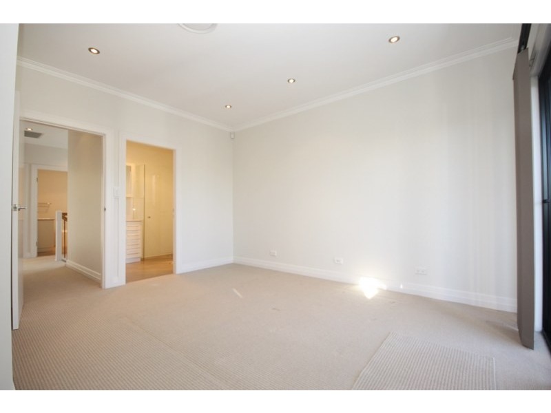 33 Bertram Street, Mortlake NSW 2137