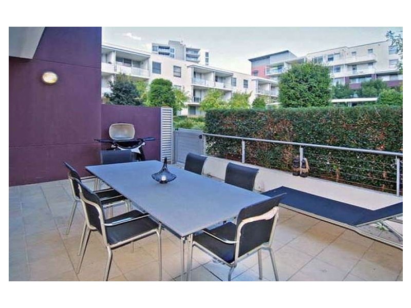 9 Lewis Avenue, Rhodes NSW 2138