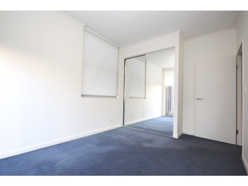 9 Lewis Avenue, Rhodes NSW 2138