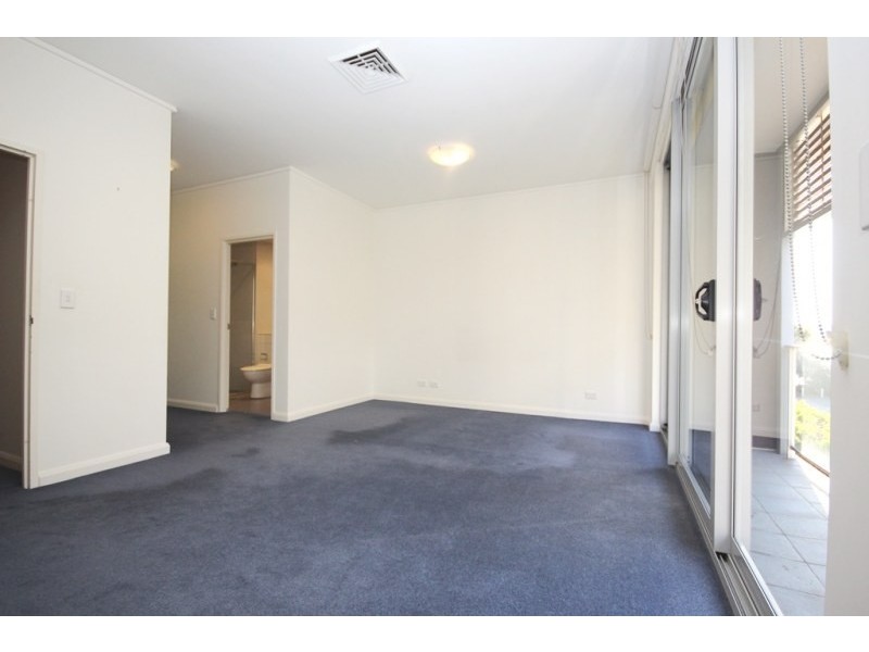 9 Lewis Avenue, Rhodes NSW 2138