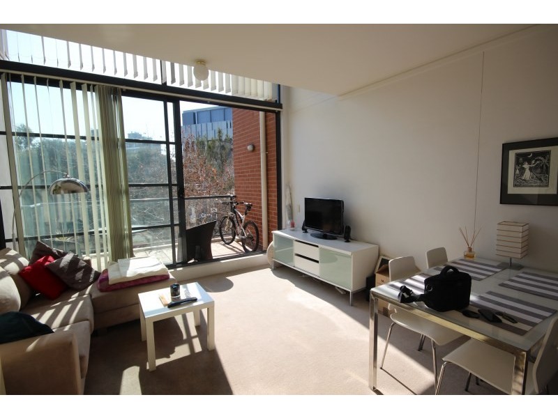 138 Carillon Avenue, Newtown NSW 2042