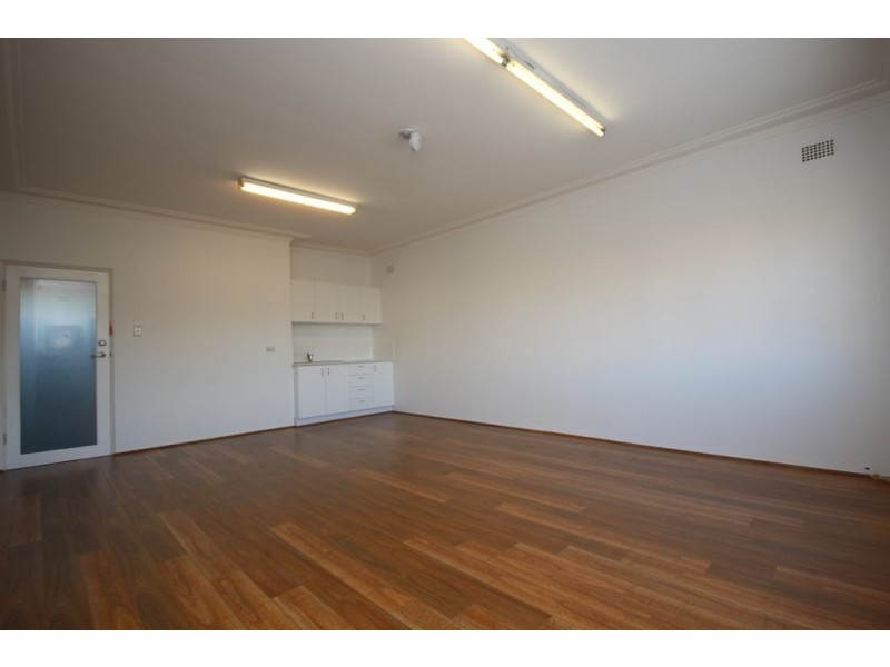 28 Norfolk Avenue, Beverly Hills NSW 2209