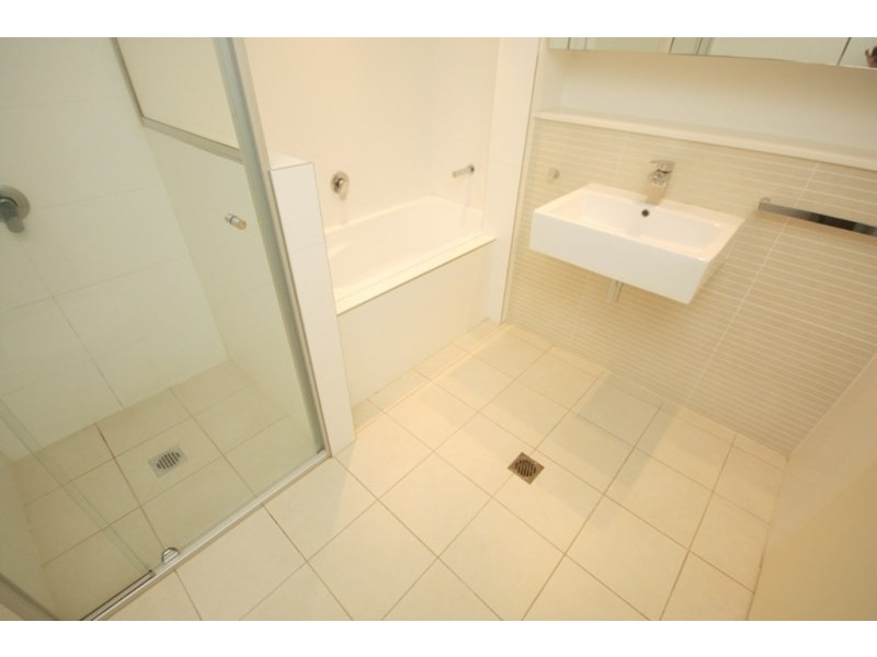 43 Amalfi Drive, Wentworth Point NSW 2127