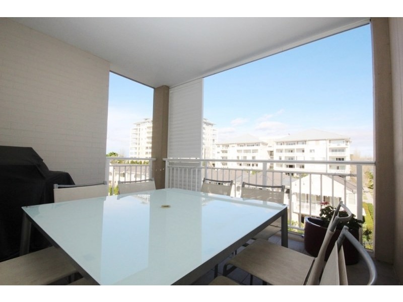 10 Vineyard Way, Breakfast Point NSW 2137