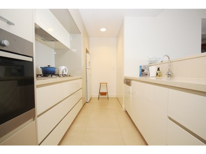 10 Vineyard Way, Breakfast Point NSW 2137