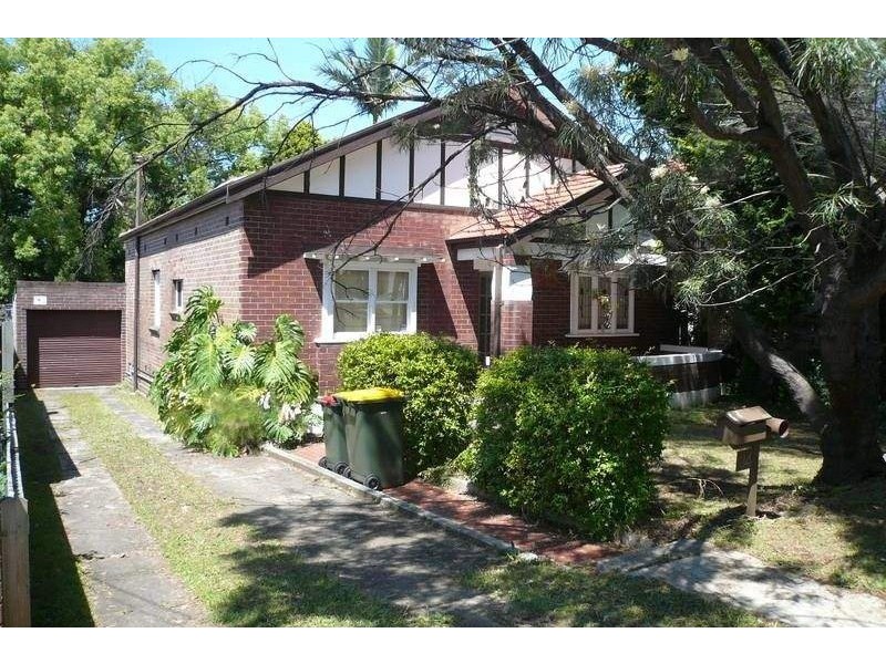 84 Nirranda Street, Concord West NSW 2138
