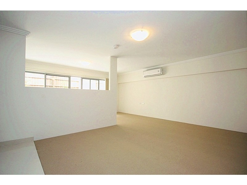 156 Hampden Road, Artarmon NSW 2064