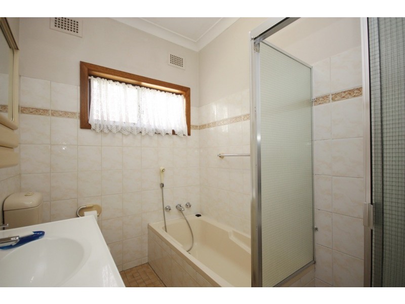 32 Courallie Avenue, Homebush West NSW 2140