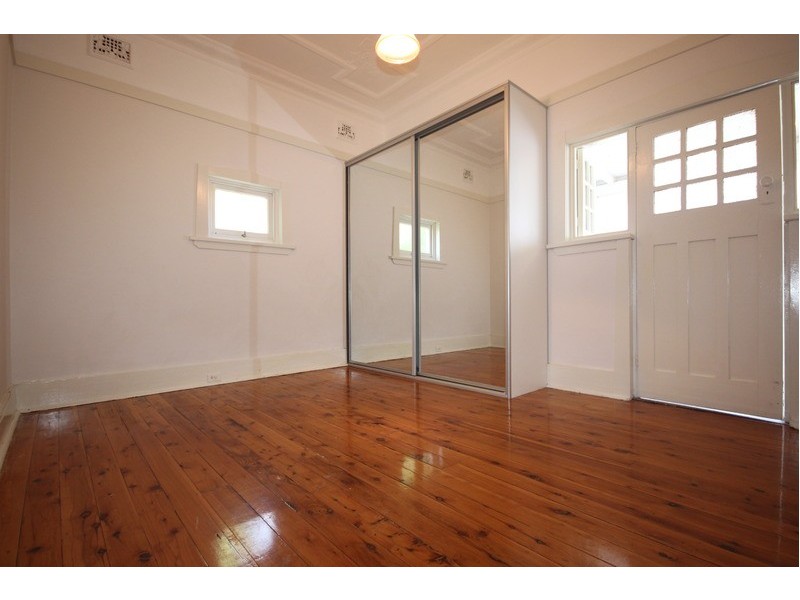 2 Gracemere Street, North Strathfield NSW 2137