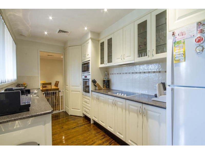 4 Perrumba Place, Bradbury NSW 2560