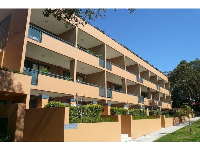 1/2 Tavistock Road, Homebush West NSW 2140