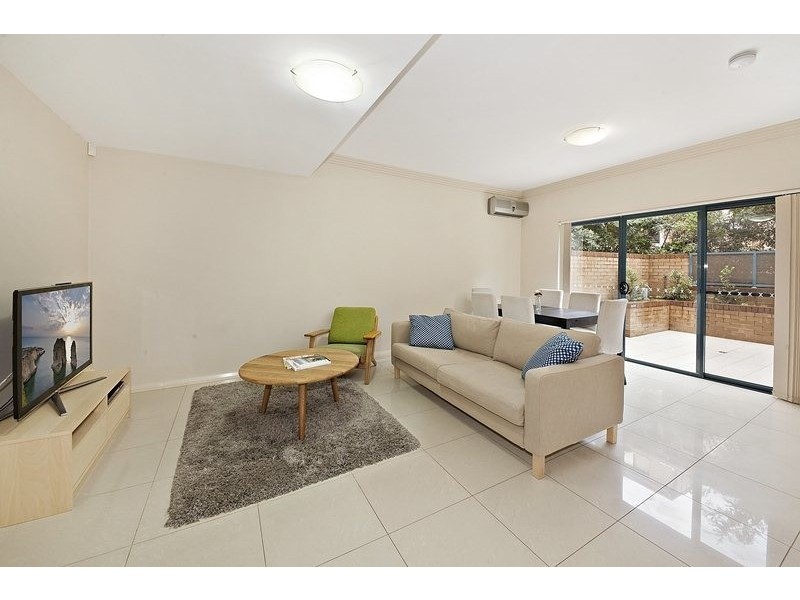 1/2 Tavistock Road, Homebush West NSW 2140