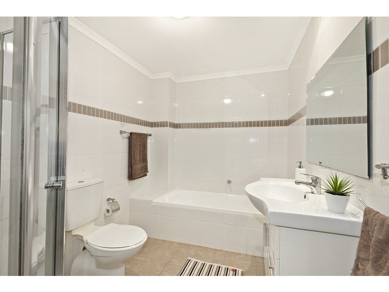 1/2 Tavistock Road, Homebush West NSW 2140